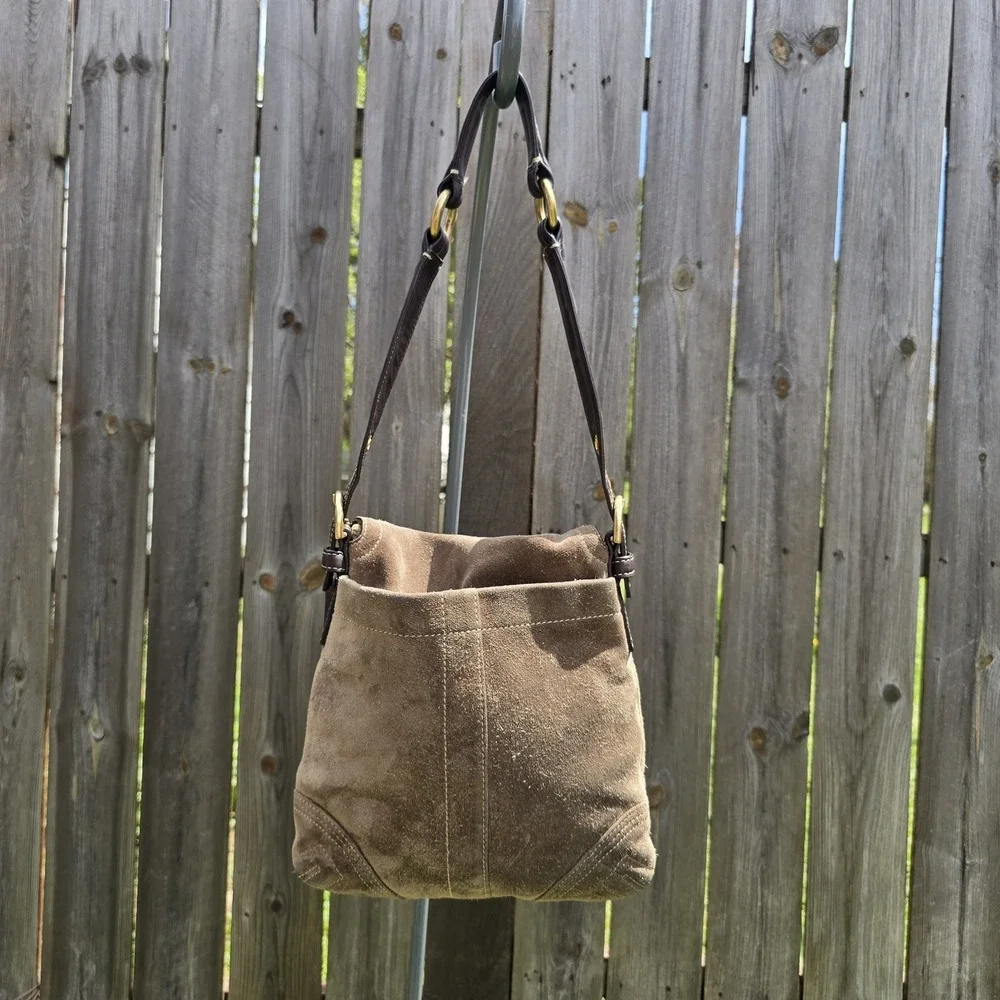 Coach Y2k Soho Messenger Flap Brown Suede‎ Leather Shoulder Bag Purse Vtg Buckle
